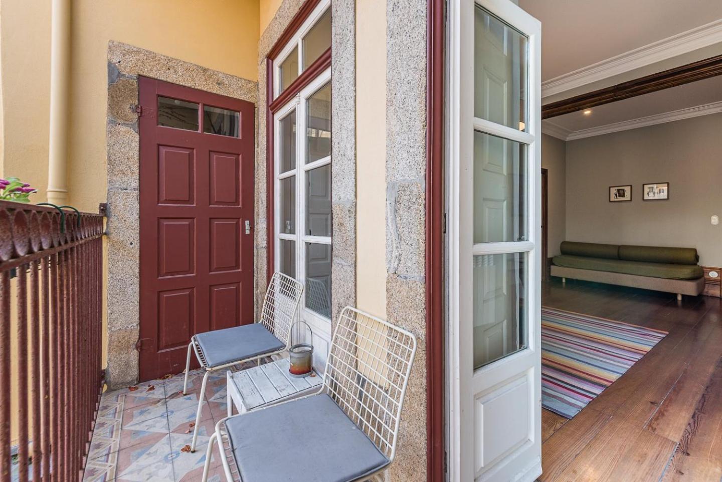 Guestready - Cedofeita Pool Suites OOporto Exteriör bild
