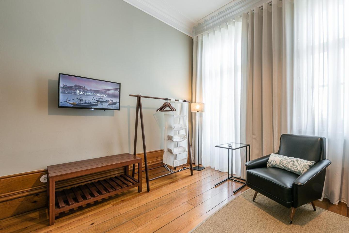 Guestready - Cedofeita Pool Suites OOporto Exteriör bild