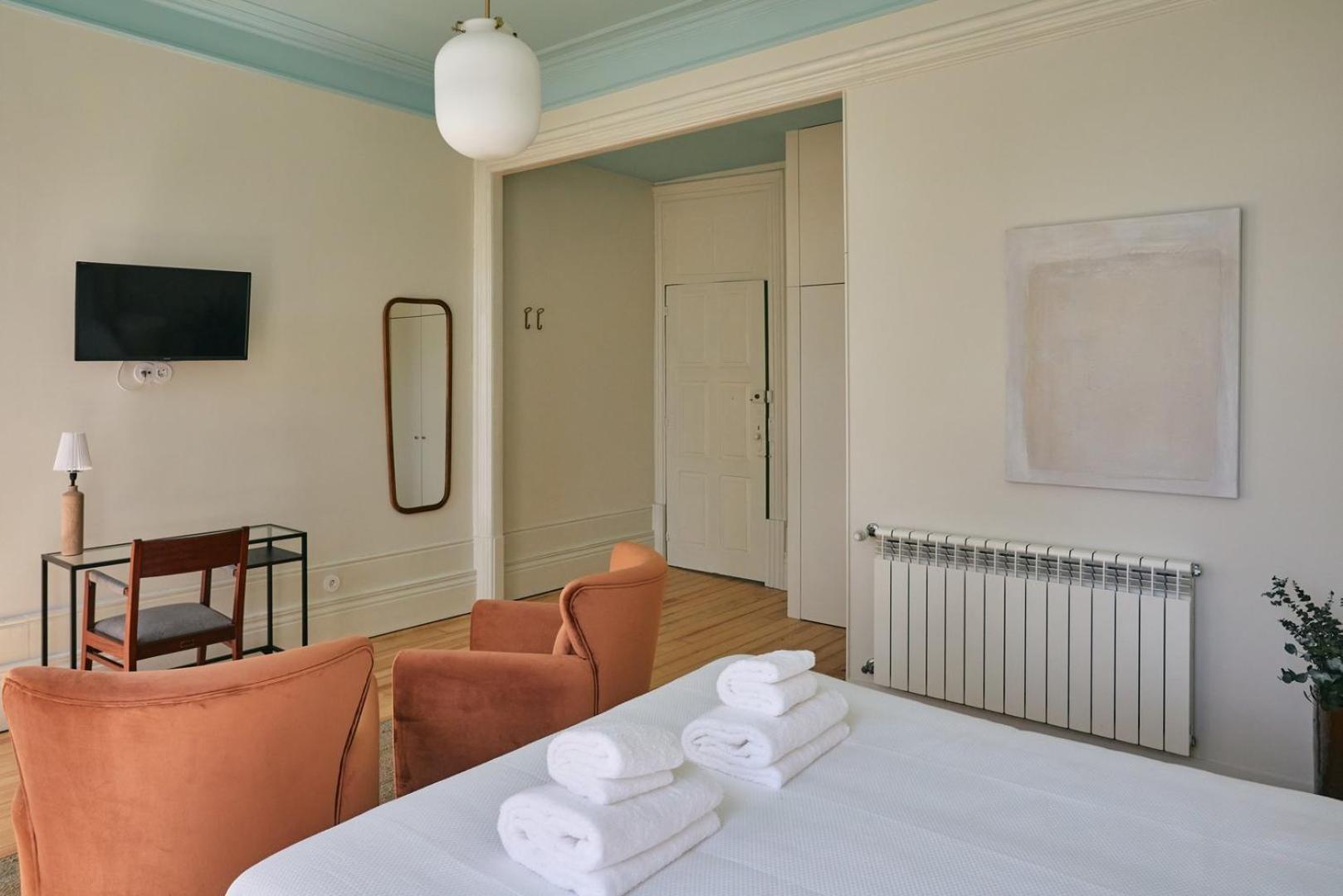 Guestready - Cedofeita Pool Suites OOporto Exteriör bild